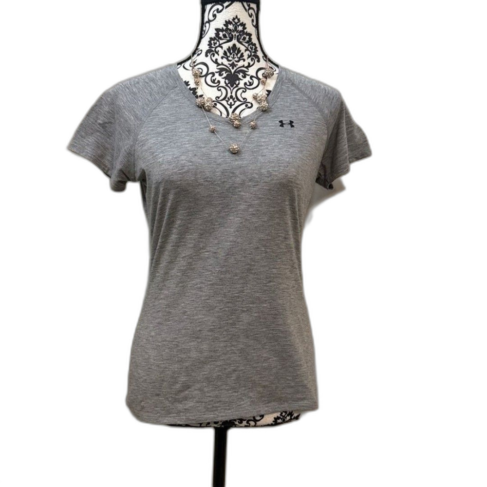 Under Armour Women's Light Gray Short Sleeve Tee